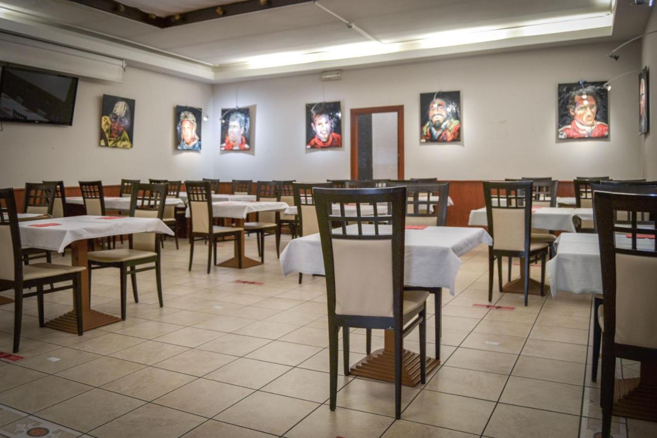 Hotel Domus Маранелло Экстерьер фото