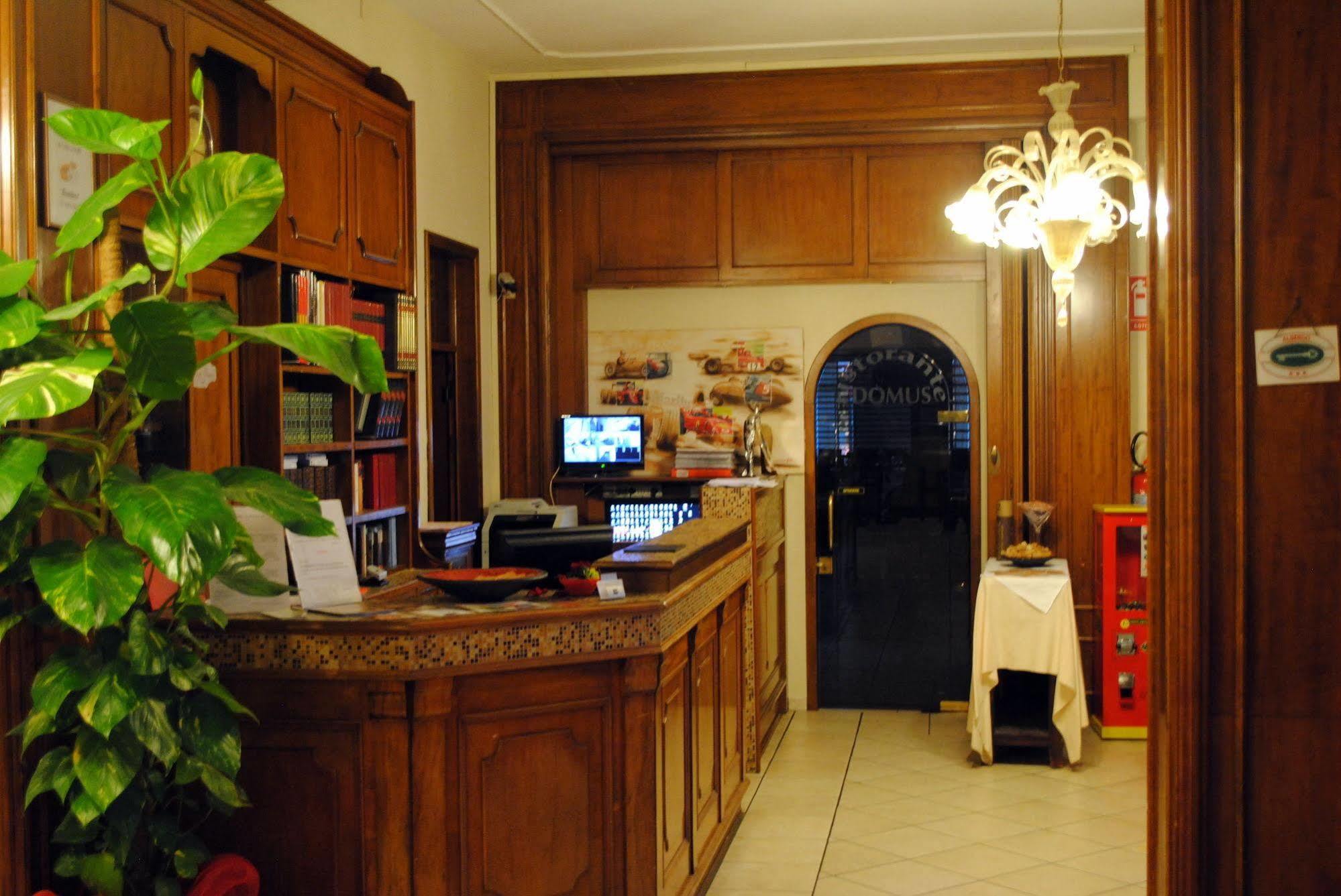 Hotel Domus Маранелло Экстерьер фото